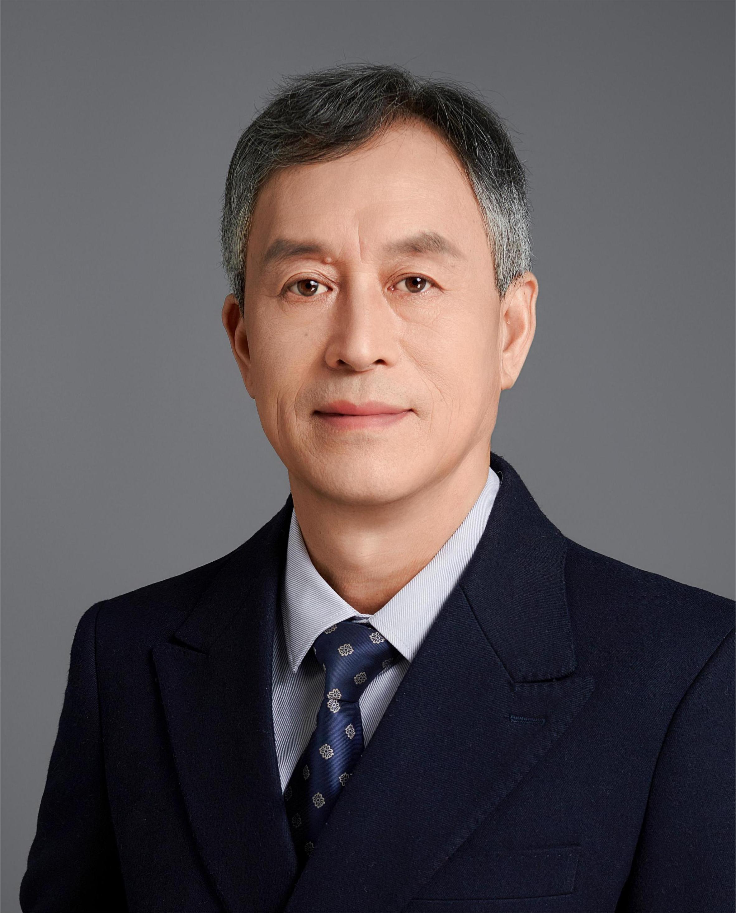 周锐常